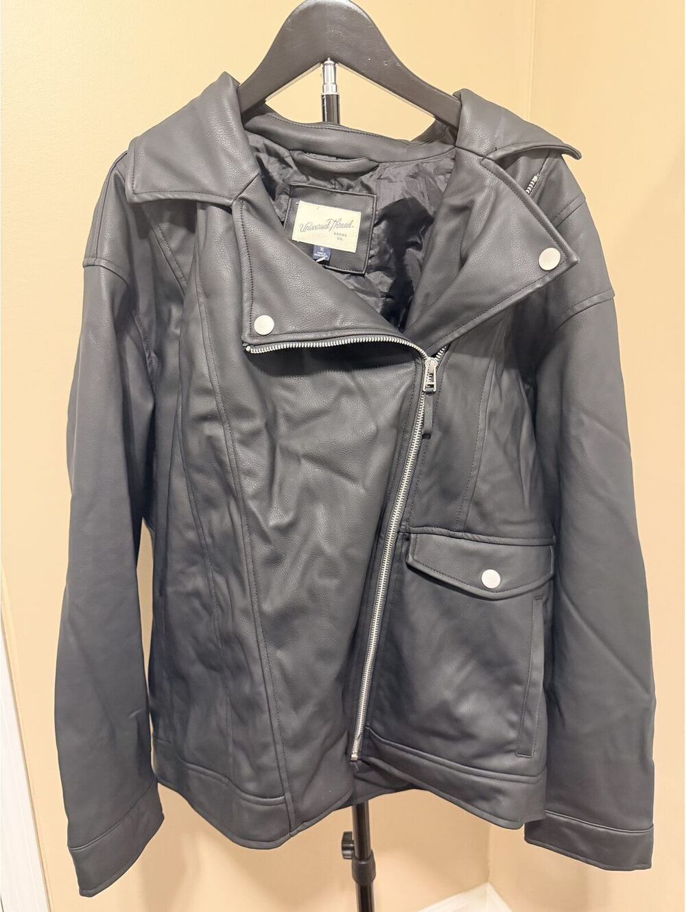 Universal Thread Black Faux Leather Jacket Size XL